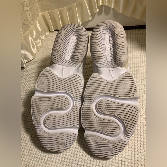 NIKE AIR MAX SNEAKERS - Picture 8 of 9